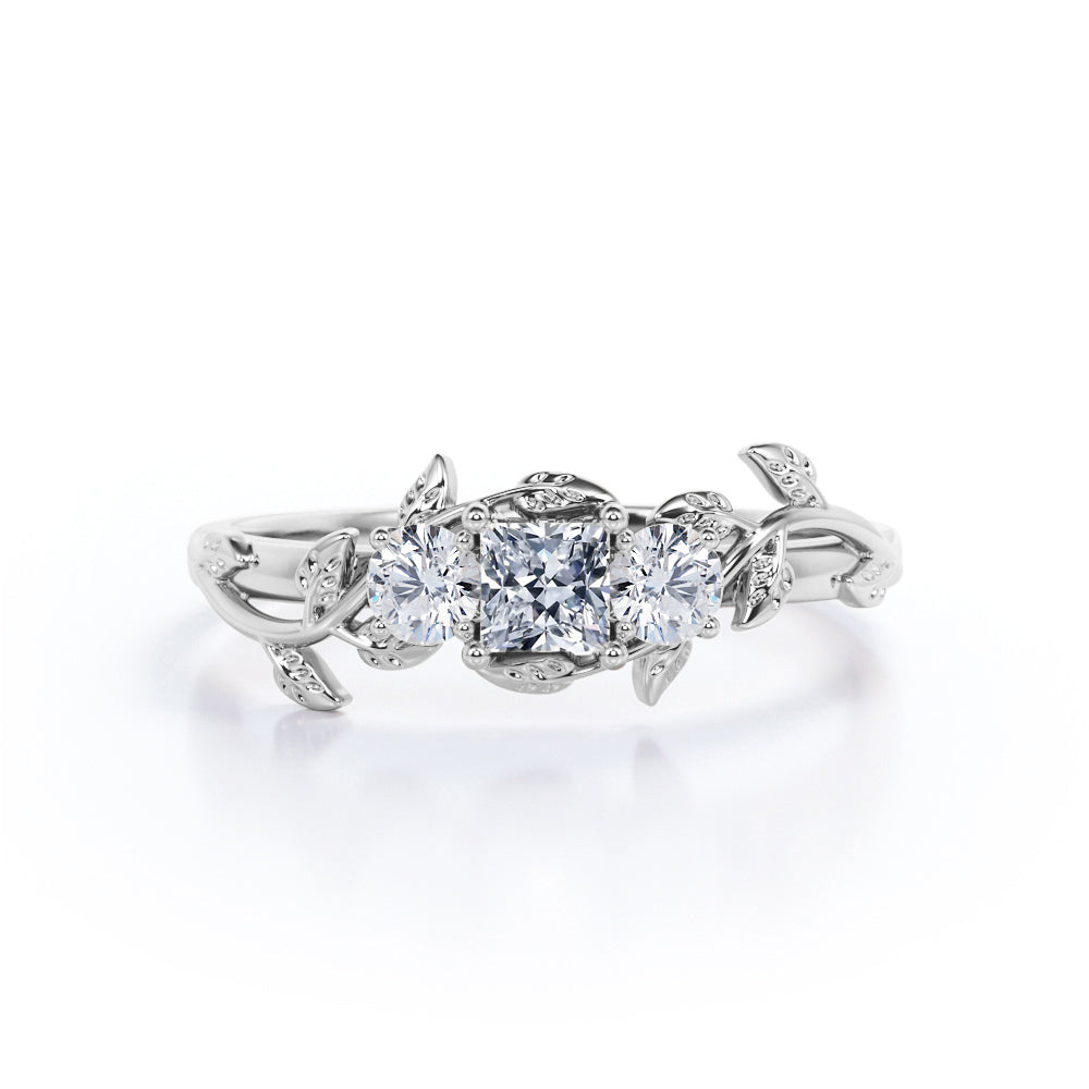 Past Present Future 0.49 carat Branch leaf inspired Princess cut Diamond Engagement ring in Gold