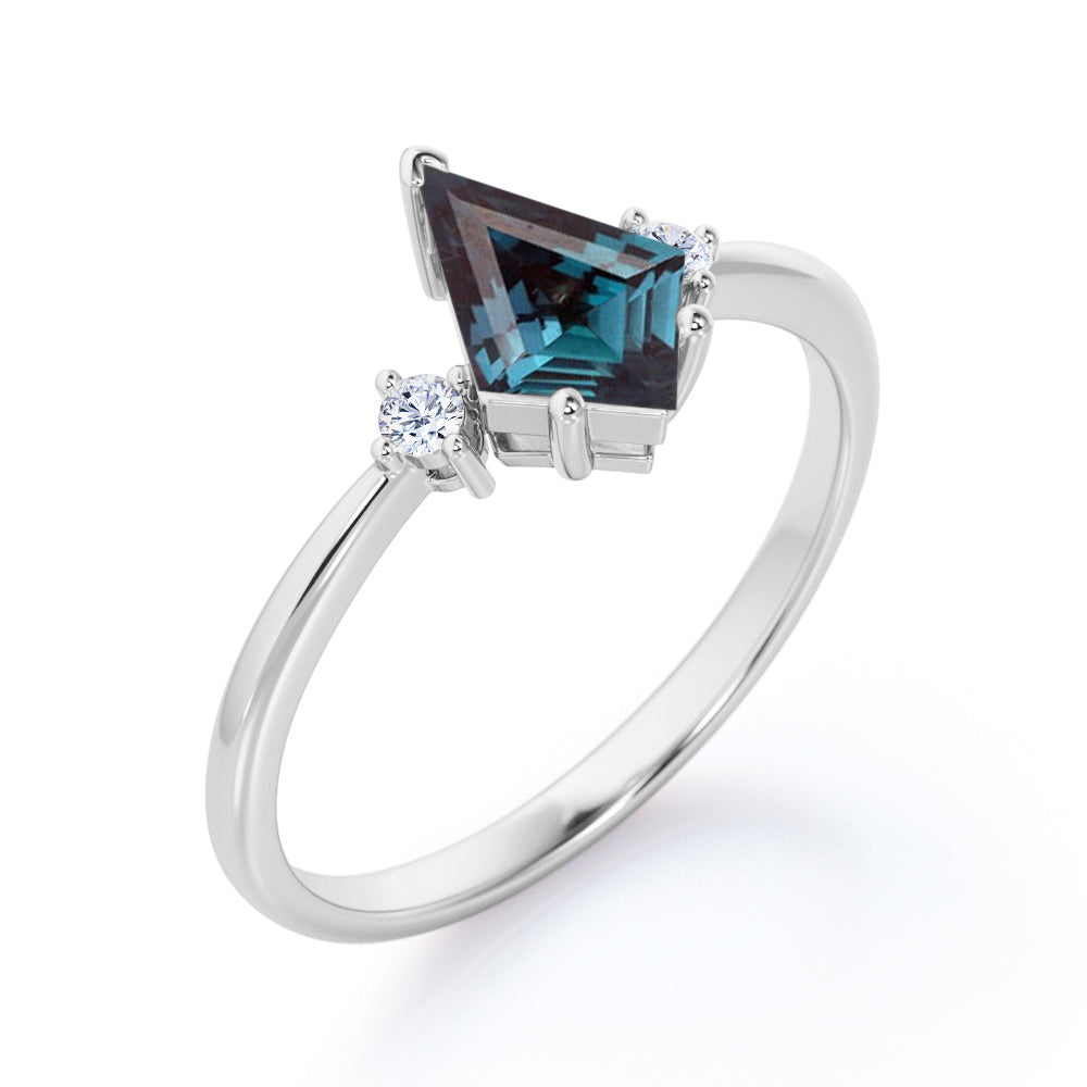 Triple stone 1 carat Kite shaped Alexandrite and diamond classic art deco engagement ring in Rose gold