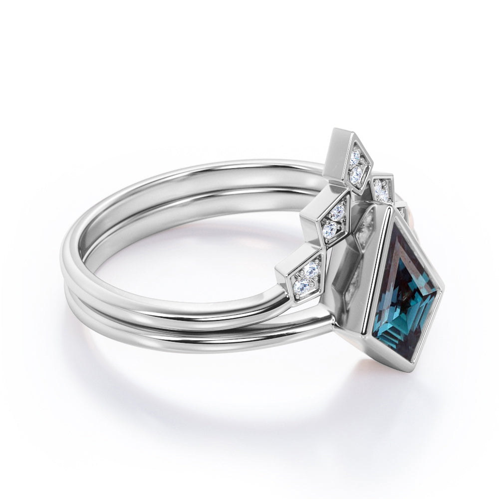 Bezel Tiara 1.15 carat Kite shaped Alexandrite and diamond Bridal ring set for her in White gold