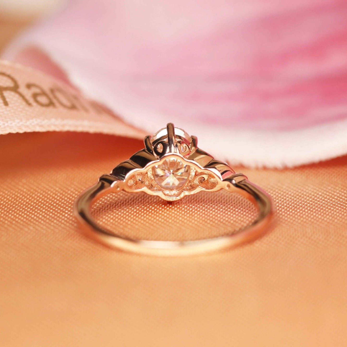 Milgrain 1.10 carat Nature-inspired Oval Cut Moissanite Engagement Ring in Gold