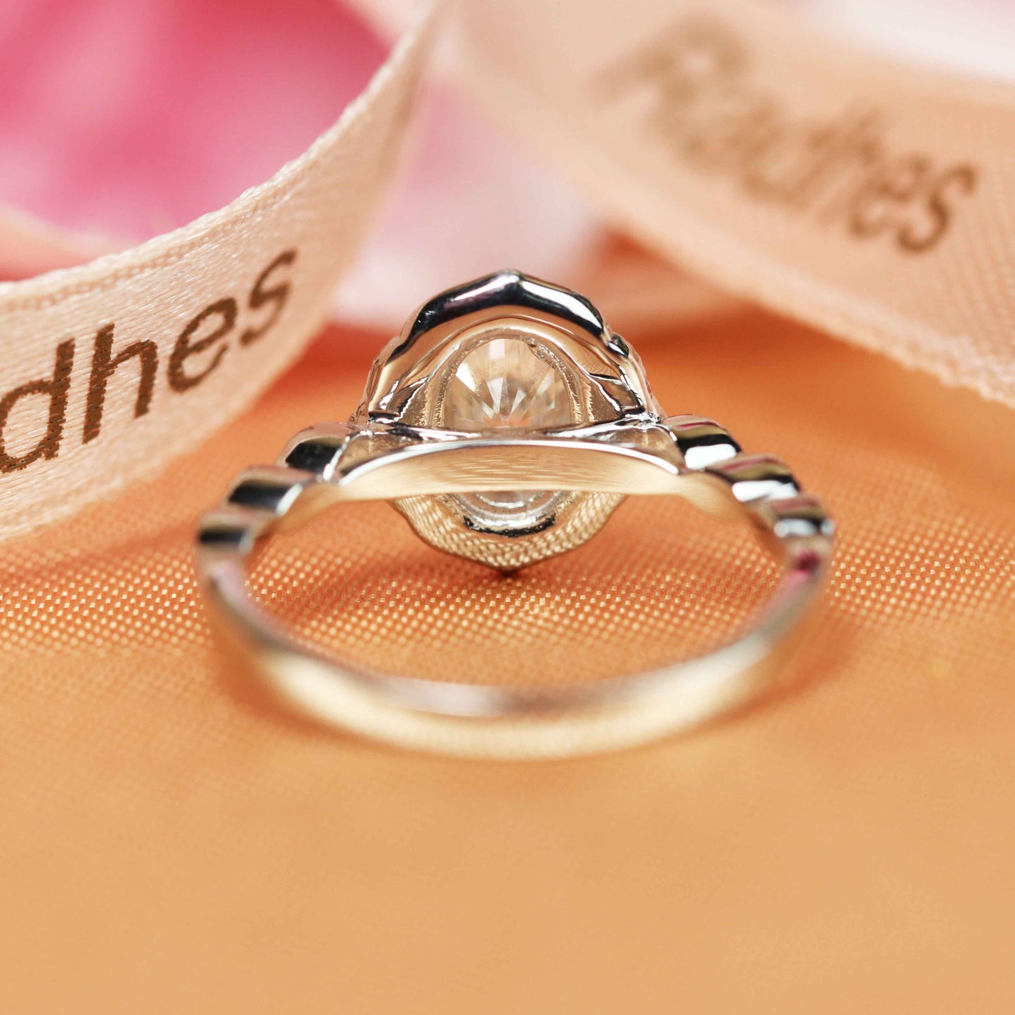 Antique vintage 1.3 carat oval cut Moissanite Engagement Ring in White Gold