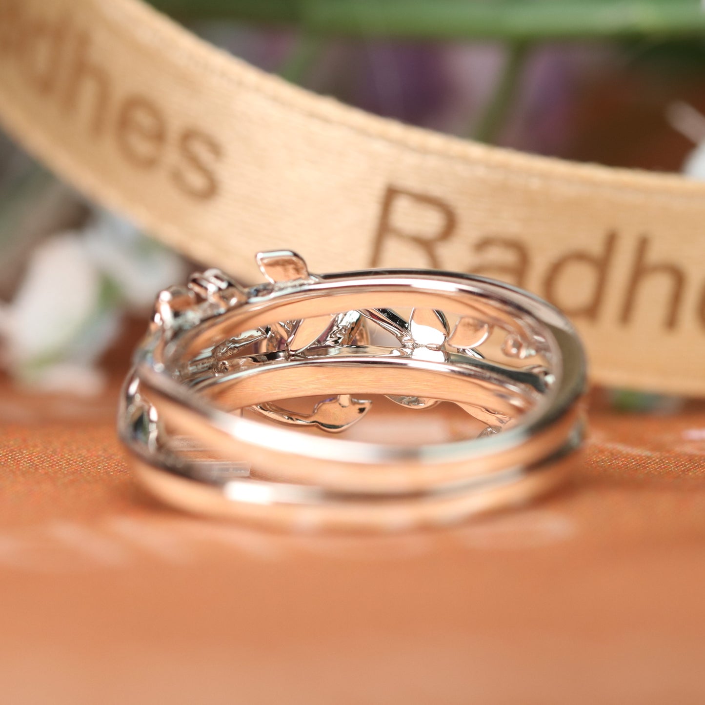 1 carat Round Shaped Alexandrite Nature-inspired Vine Ring Set in White Gold