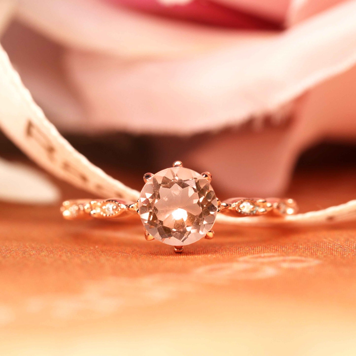 1.1 carat Round Morganite Vintage Engagement Ring in Rose Gold