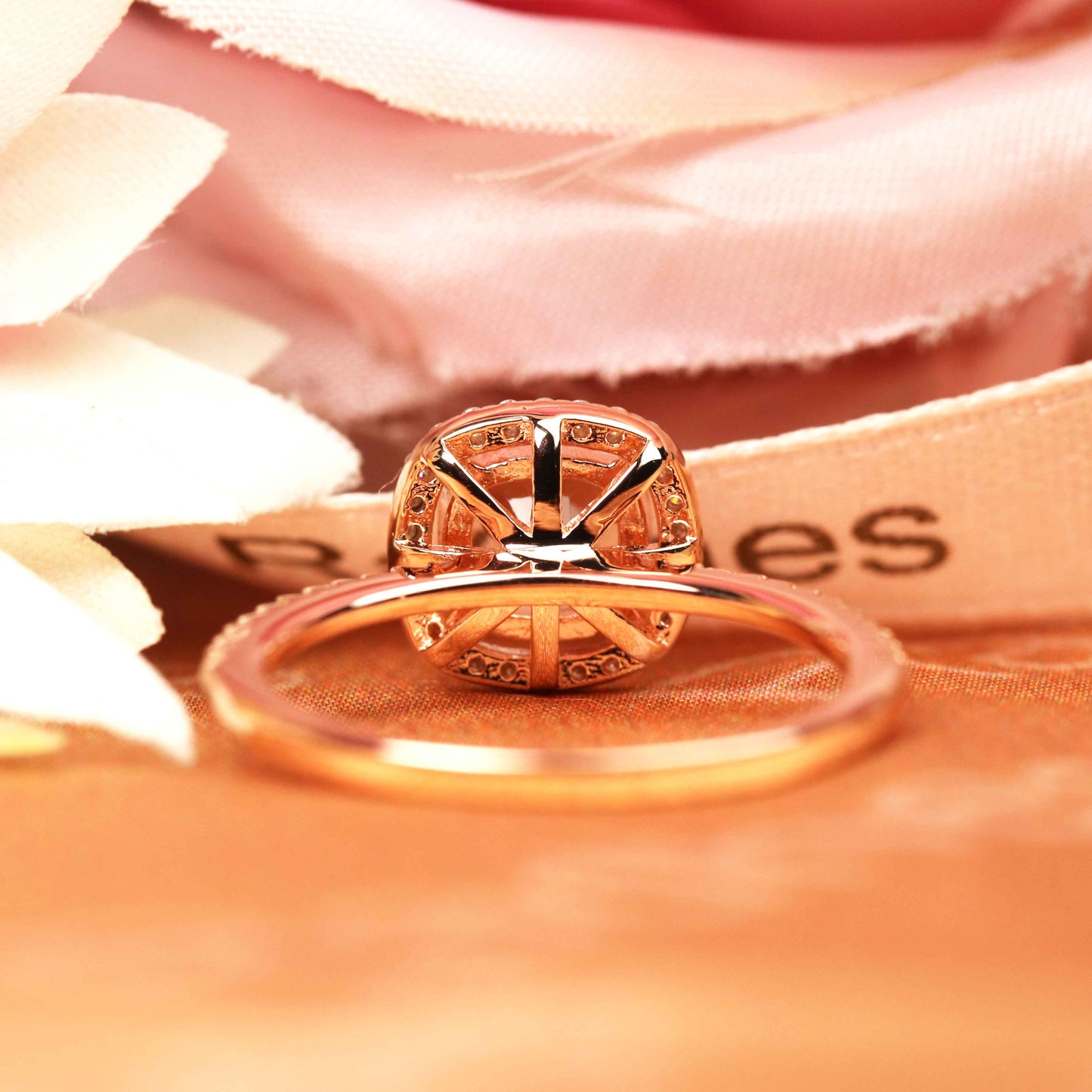 Sale 1.45 carat Cushion Cut Morganite with Diamond Halo Engagement Ring in Rose Gold