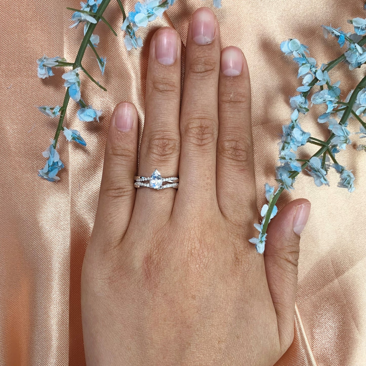 Twisted Infinity 1.5 carat Pear Shape Rainbow Moonstone Engagement Ring Set in Gold