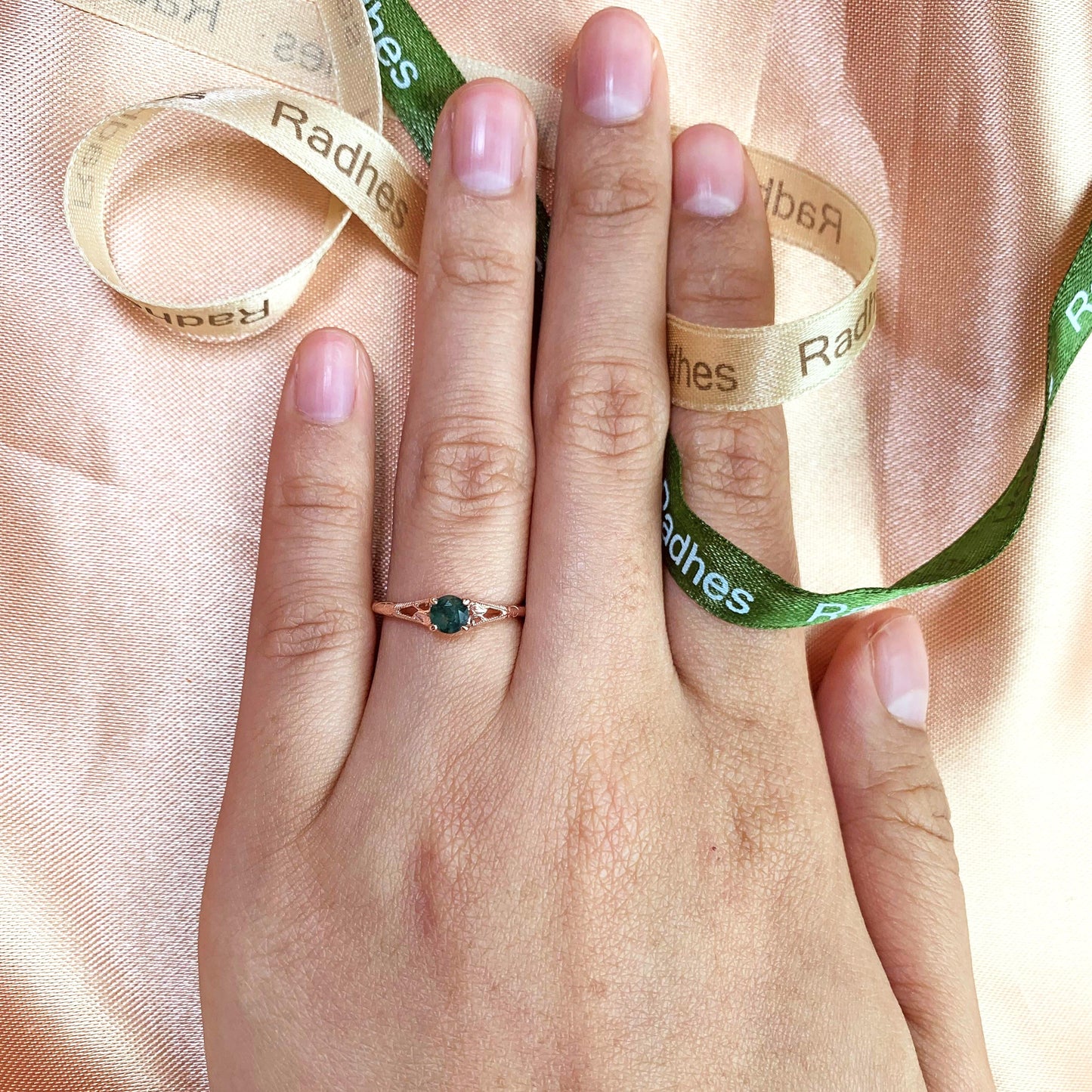 Delicate Scrollwork 0.5 carat Round Cut Moss Green Agate Split Shank Solitaire Ring for Women in Rose Gold
