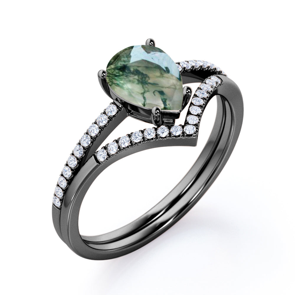 Stylish Contoured 1.35 carat Tear drop shaped Moss Agate and diamond chevron crown Bridal set for women in Black gold