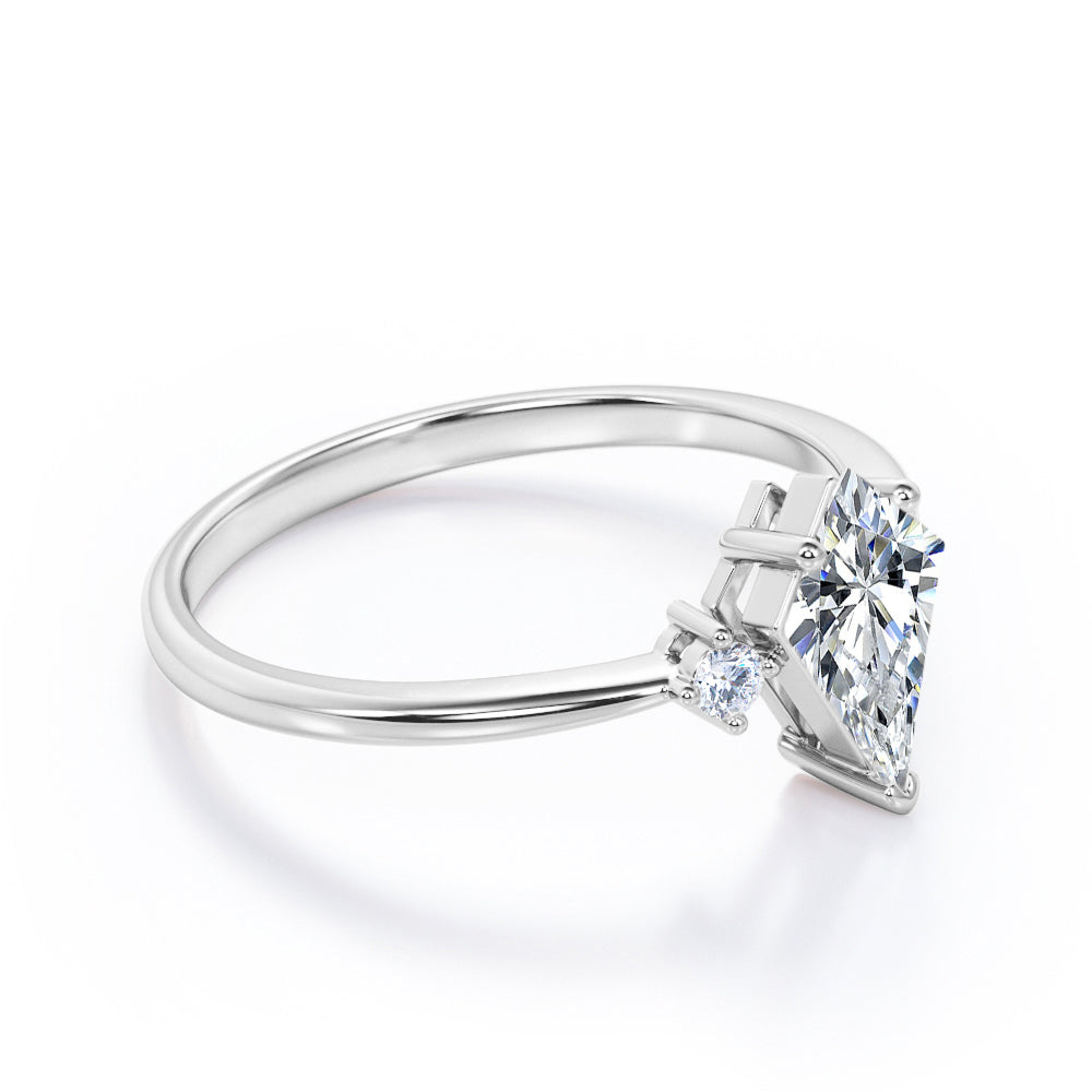 Vintage Past, present, future 1 carat Kite shaped Moissanite and diamond engagement ring in White gold