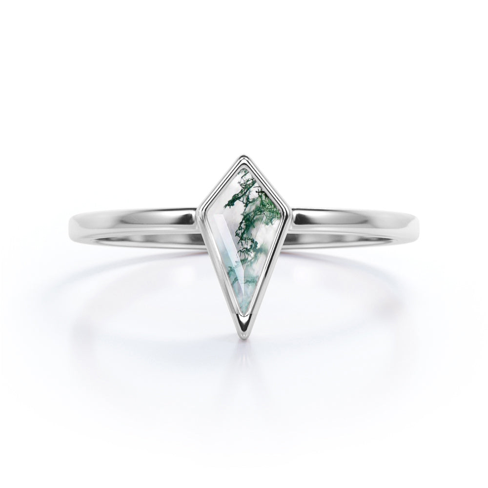 Single Stone 1 carat Kite shaped Moss Green Agate bezel solitaire engagement ring in Rose gold