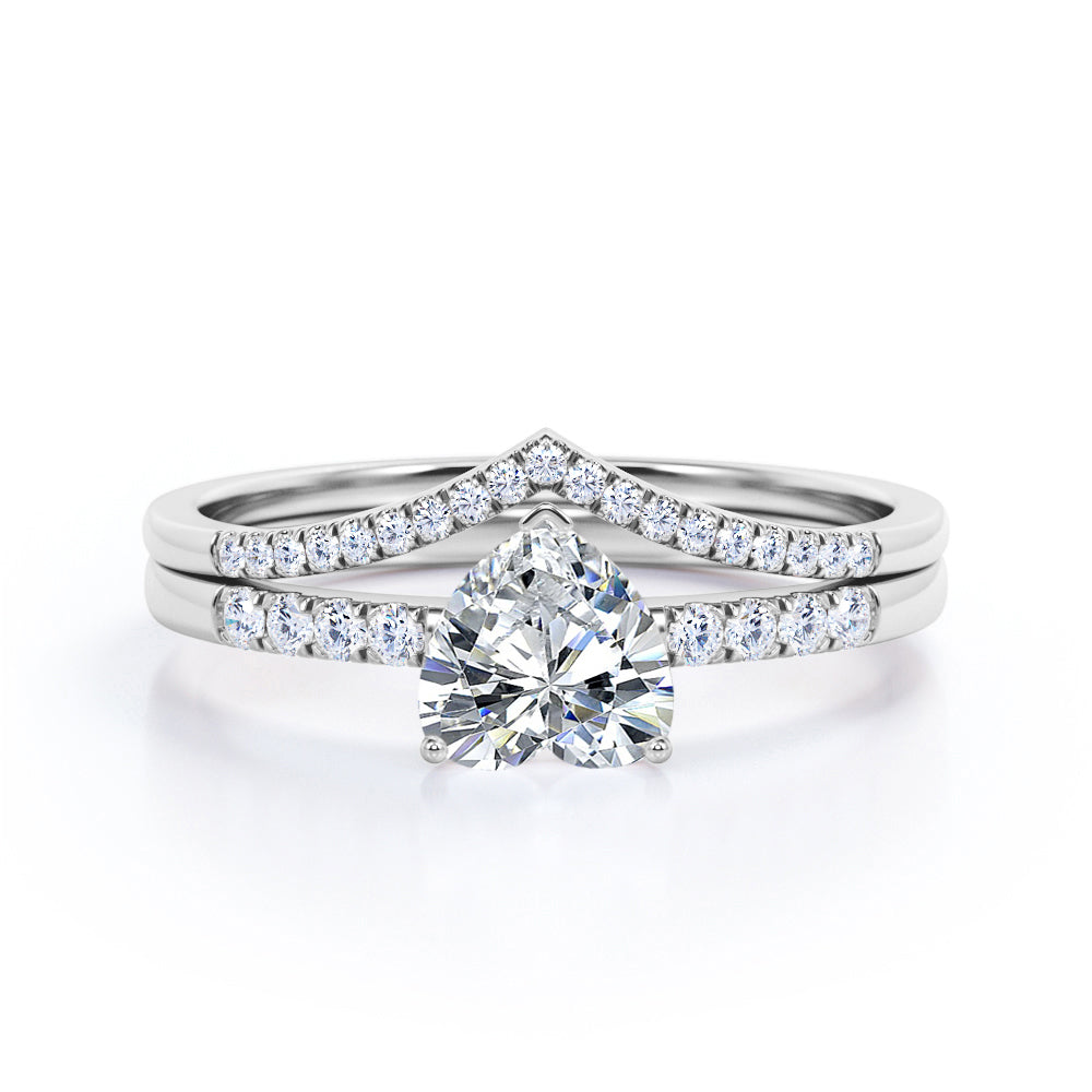 Romantic Chevron 1.3 carat Heart shaped Moissanite and diamond wedding ring set for women in Rose gold