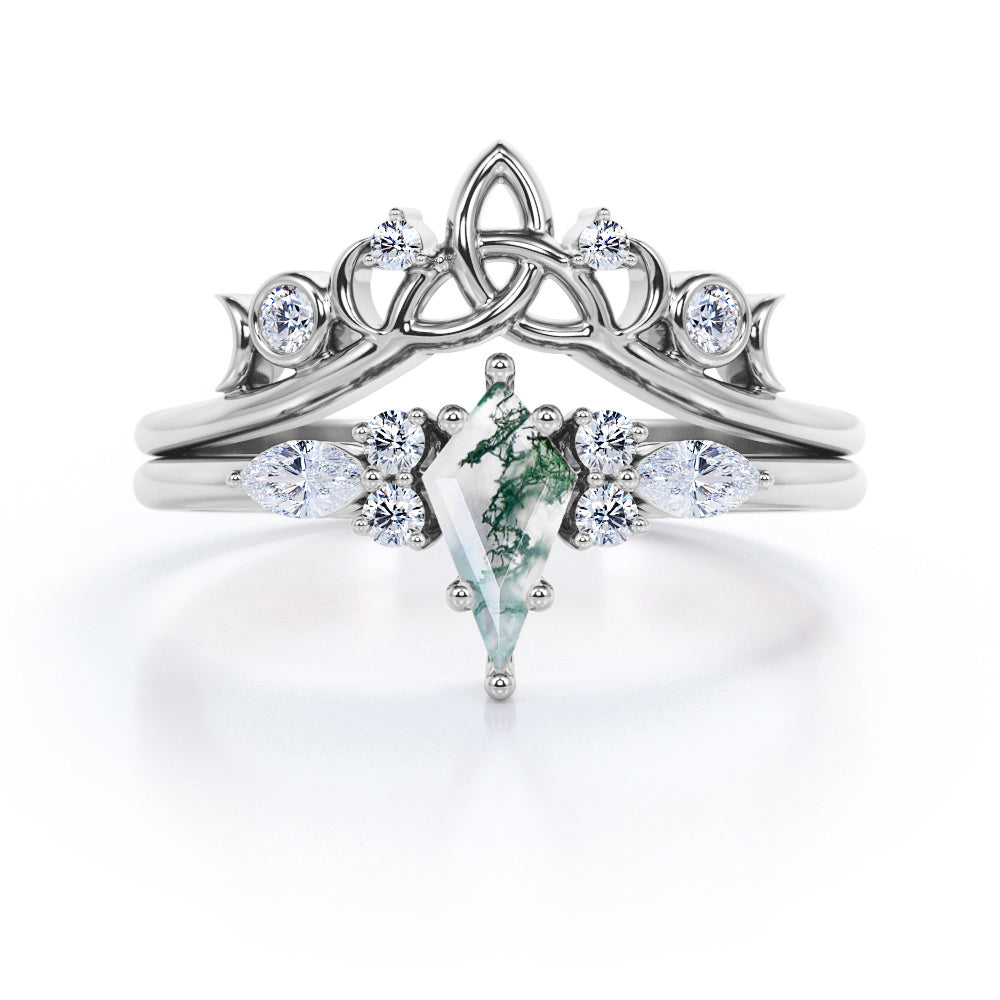 Contoured triad and chevron 1.25 carat Kite shape Moss Green Agate and diamond-7 stones-art deco inspired wedding ring set in Rose gold