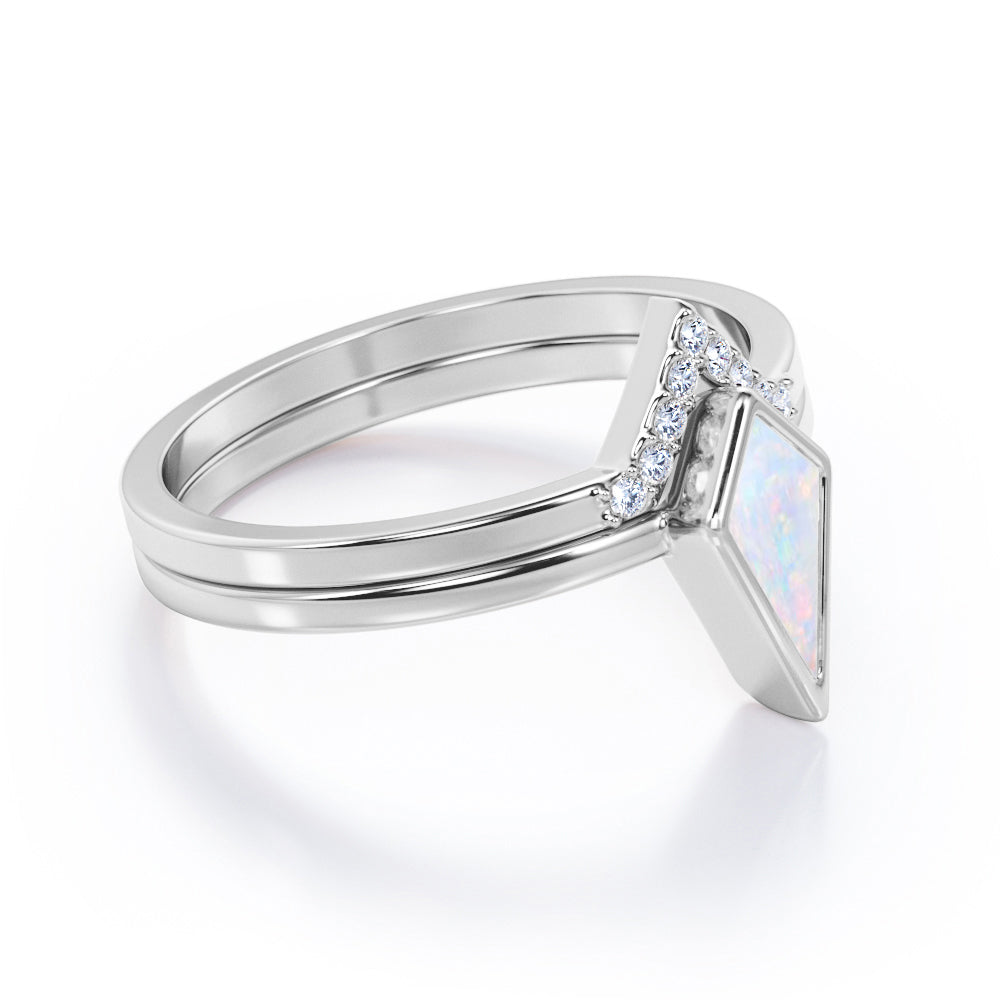 Bezel Crown 1.10 carat Kite Cut Opal and pave diamonds vintage tapered shank engagement ring in Rose gold