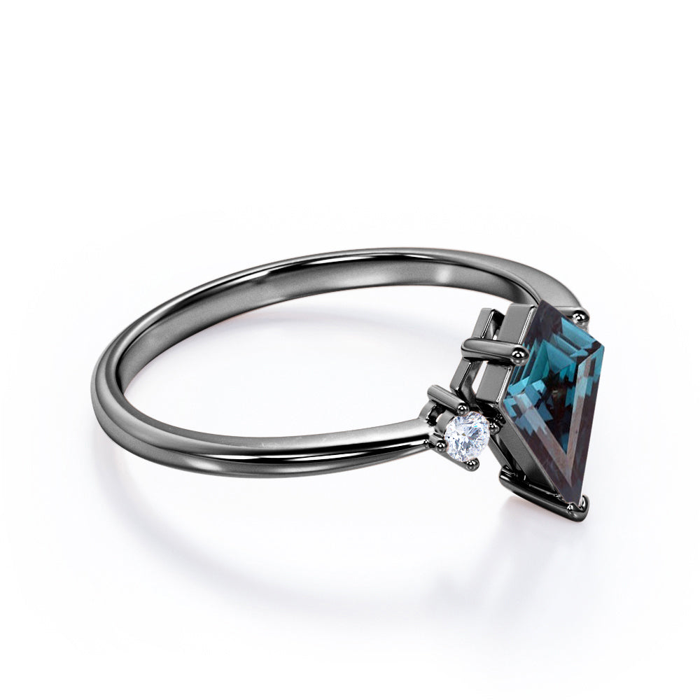 Triple stone 1 carat Kite shaped Alexandrite and diamond classic art deco engagement ring in Rose gold