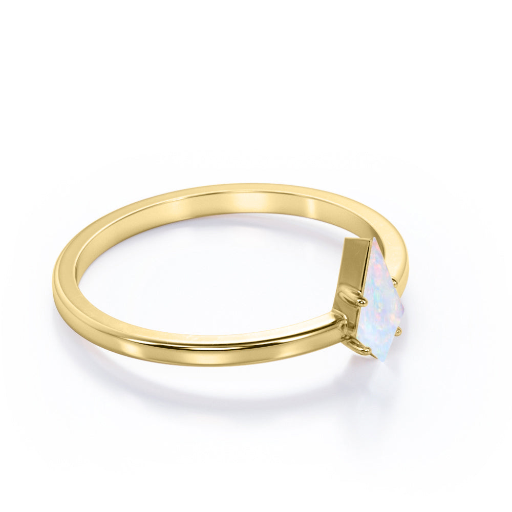 Exquisite Solitaire 1 carat Kite cut Ethiopian Opal and diamond 4 prong setting wedding ring set for her in White gold
