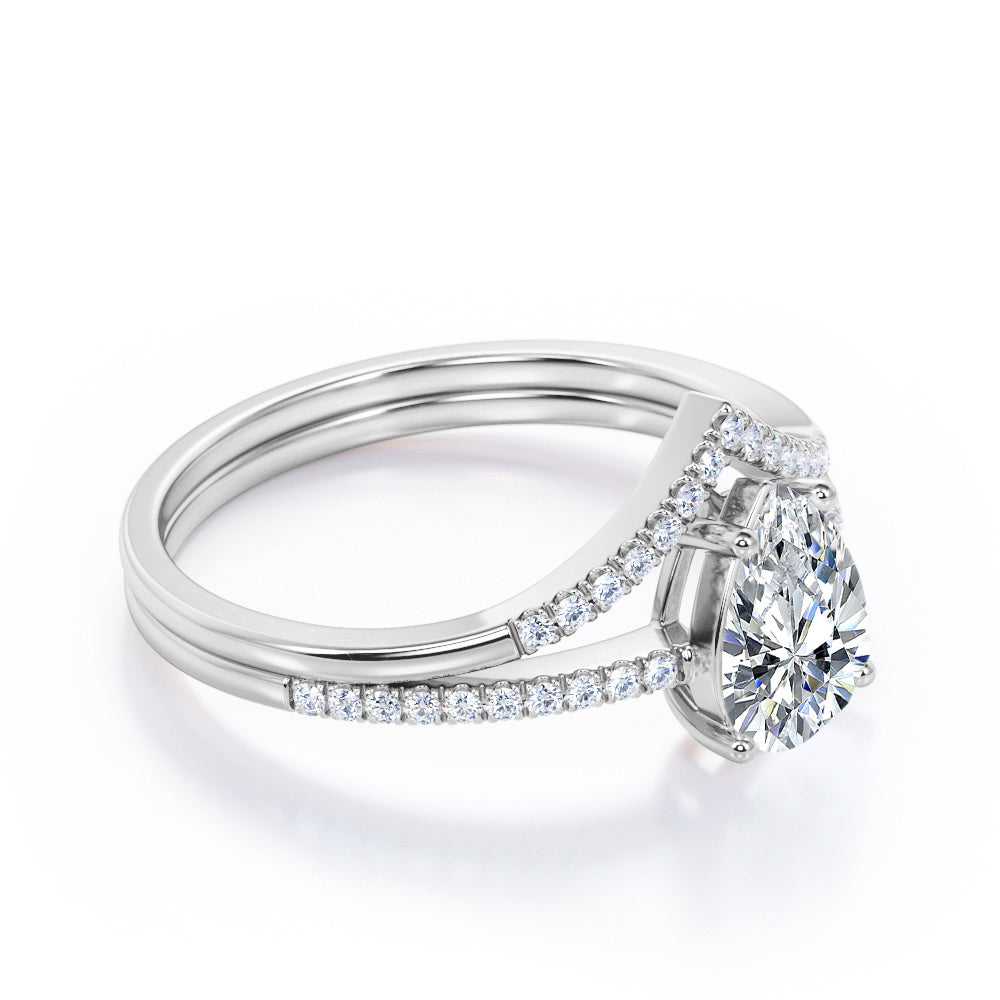 Vintage inspired 1.35 carat Pear cut Moissanite and diamond crown wedding ring set for women in rose gold