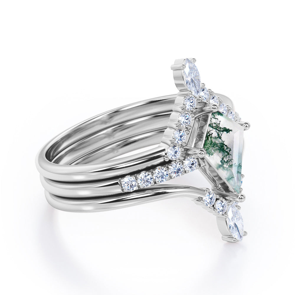 Eccentric Chevron style 1.4 carat Kite shaped Moss Green Agate and diamond trio wedding ring set for women in Rose gold