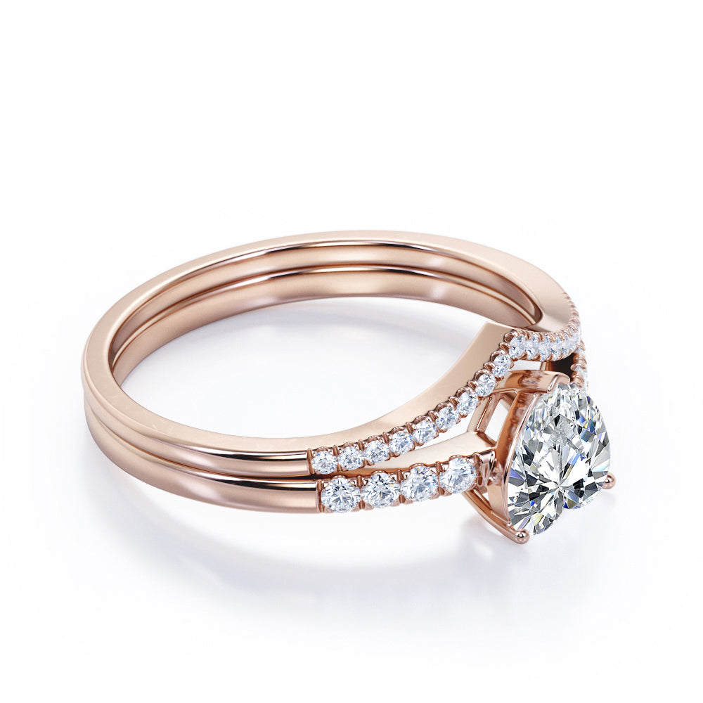 Romantic Chevron 1.3 carat Heart shaped Moissanite and diamond wedding ring set for women in Rose gold