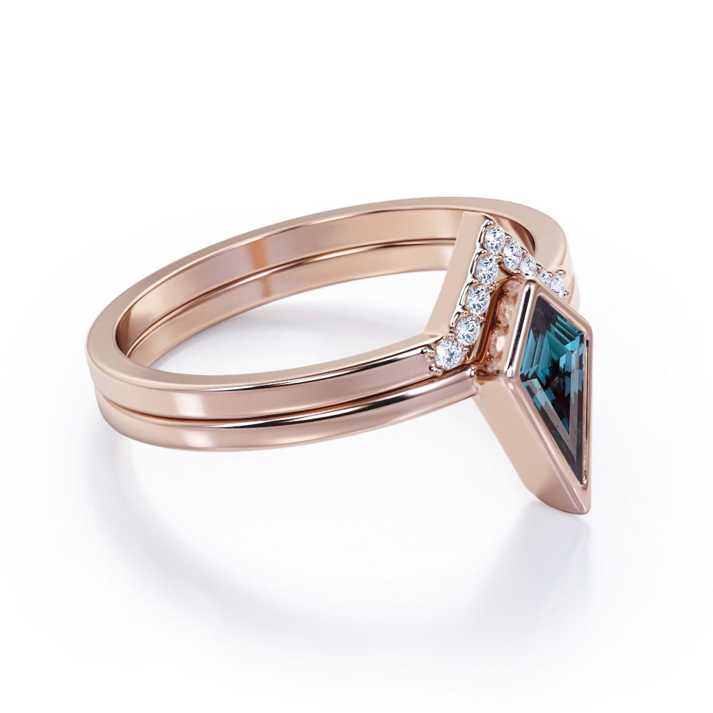 Matching Chevron Bezel 1.15 carat Kite shaped Synthetic Alexandrite and diamond solitaire wedding ring set in White gold