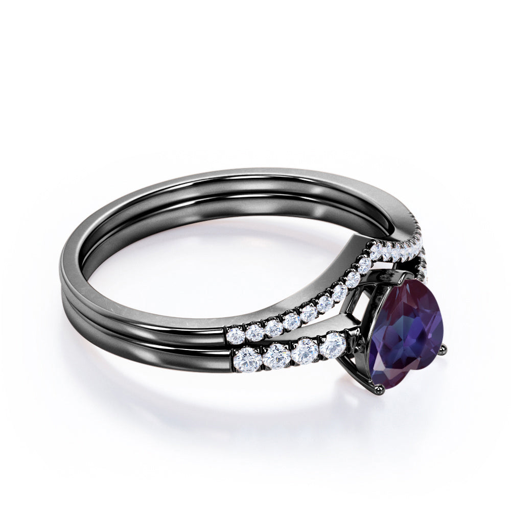 Authentic art deco 1.3 carat Heart shaped Lab Made Alexandrite and diamond contoured wedding ring set in Rose gold