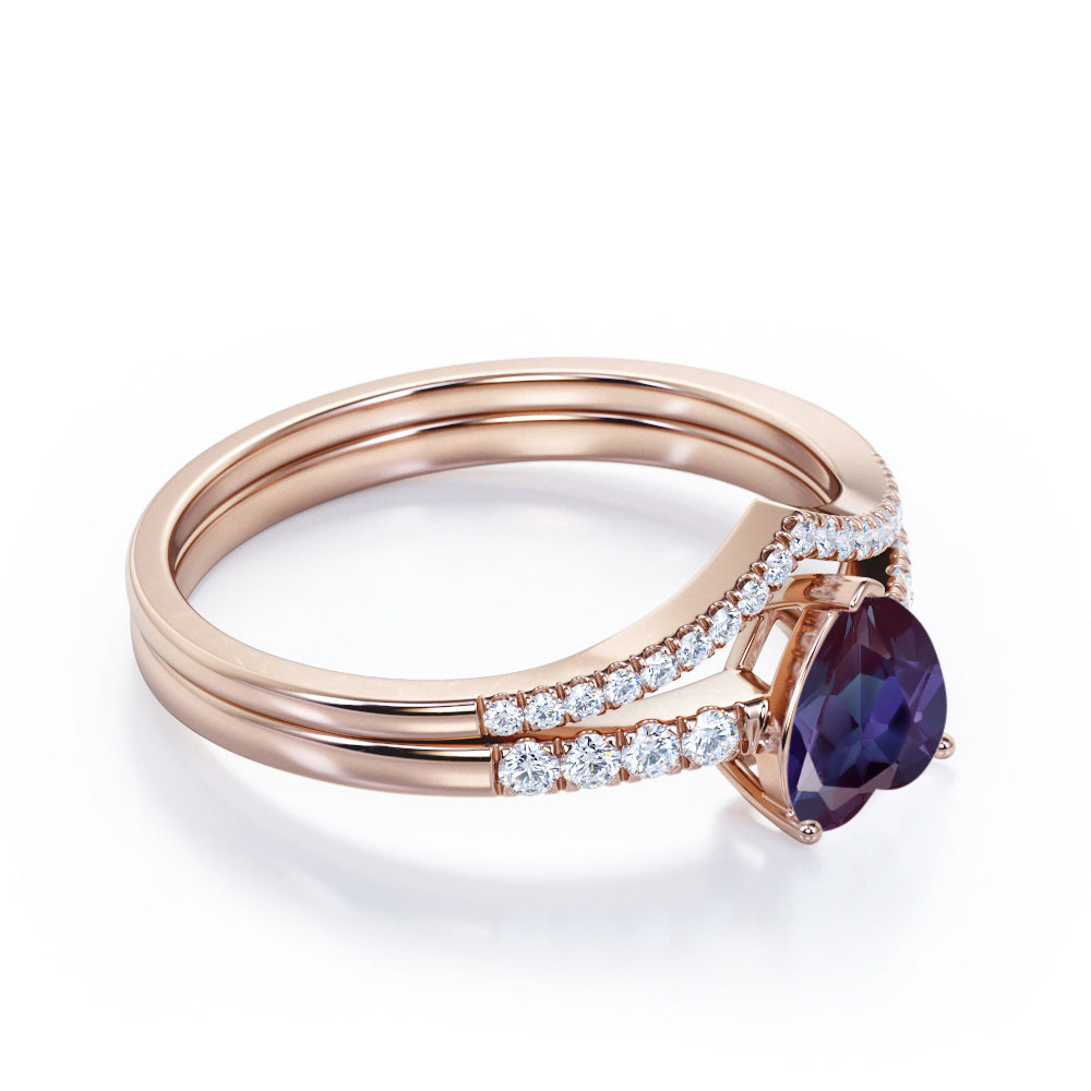 Authentic art deco 1.3 carat Heart shaped Lab Made Alexandrite and diamond contoured wedding ring set in Rose gold