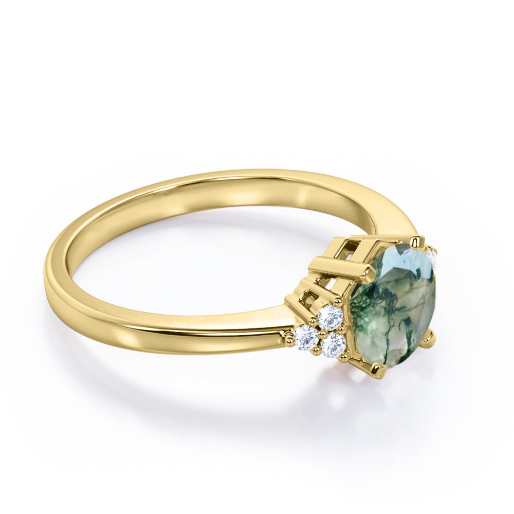 Tapered 7 stones 1.1 carat Round cut Moss Green Agate and diamond engagement ring in White gold