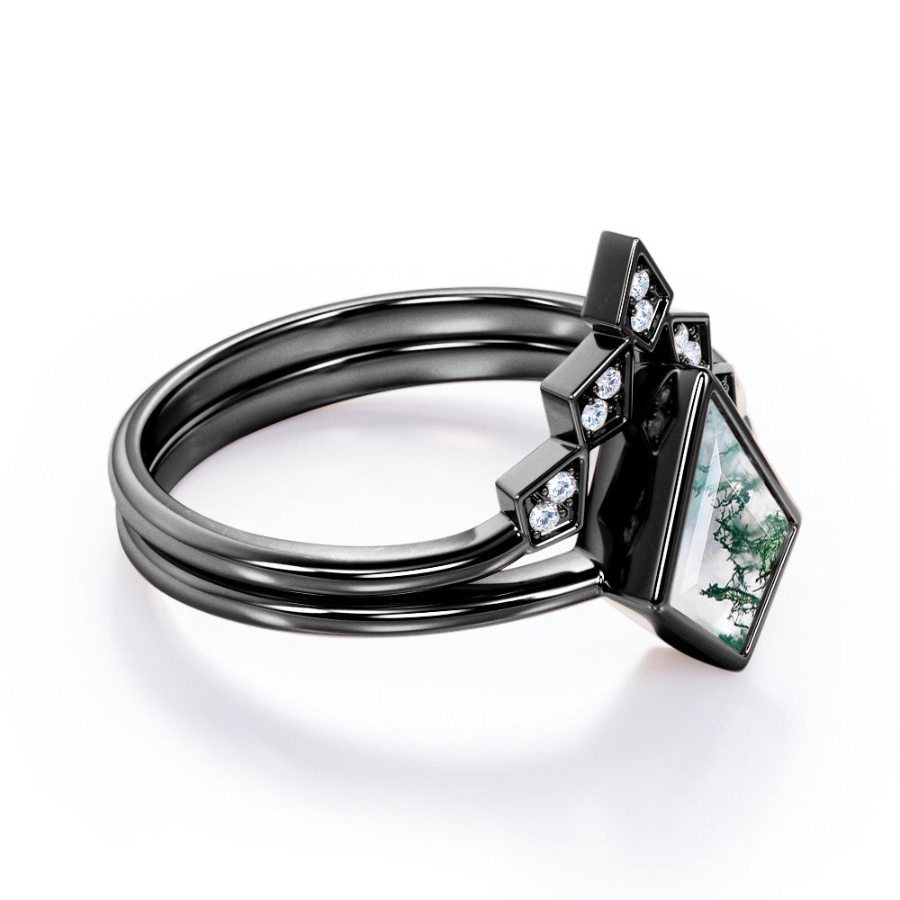 Bezel Chevron 1.1 carat Kite shaped Moss Green Agate and diamond anniversary ring in White gold-engagement ring
