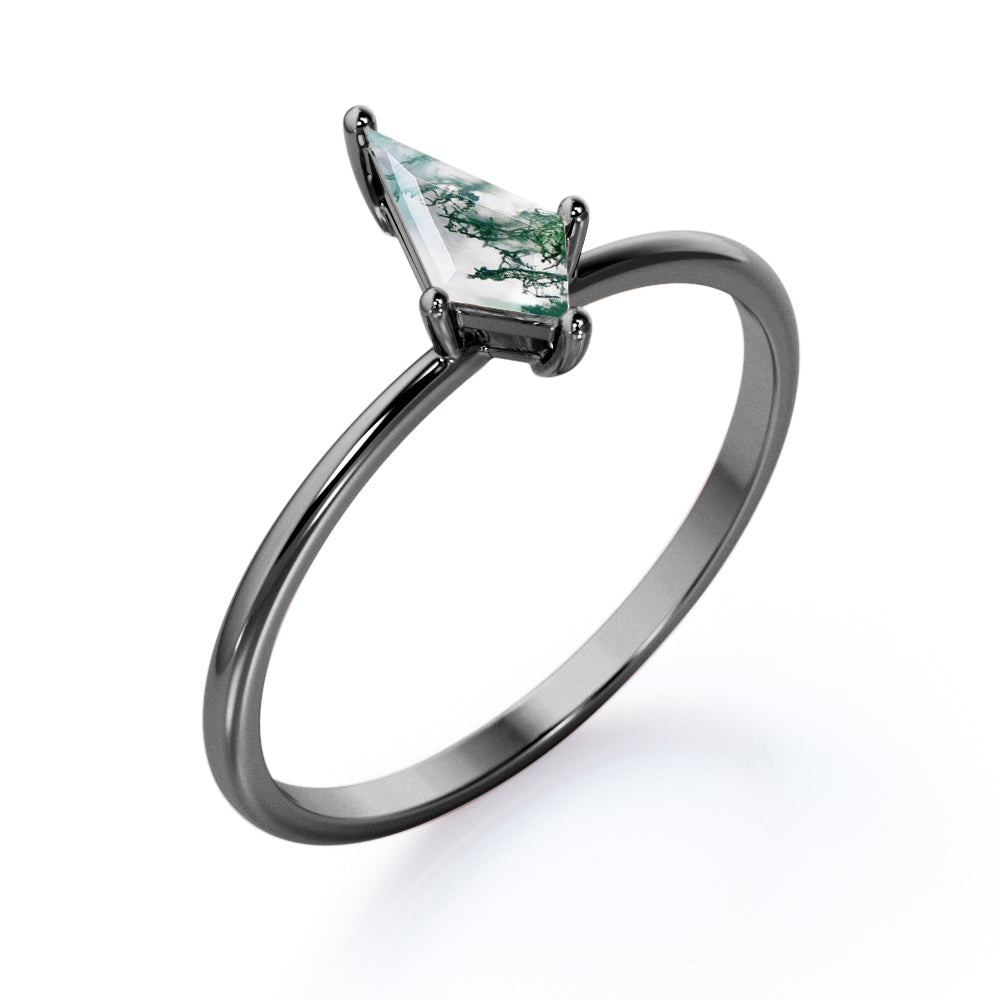 Elegant Solitaire 1 carat Kite shaped Moss Green Agate dainty style anniversary ring in Rose gold