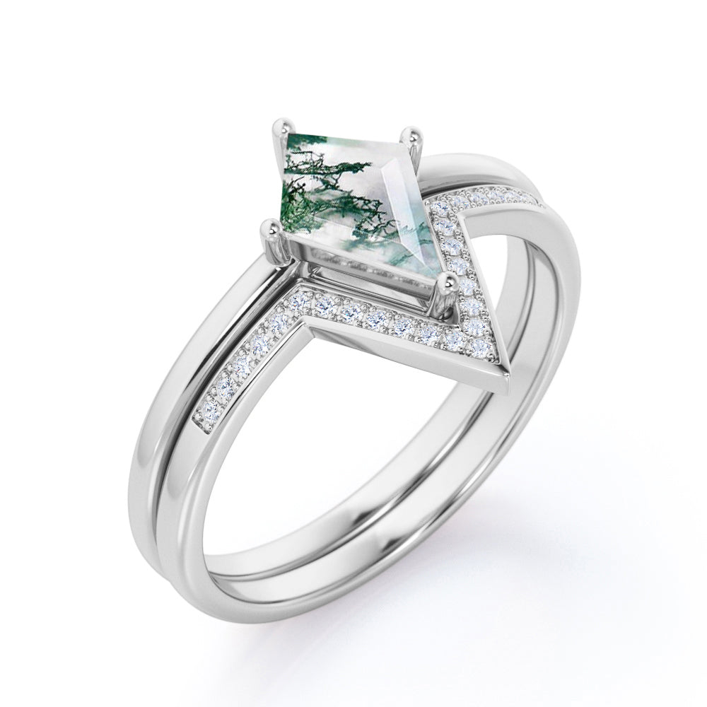 Solitaire Chevron 1.25 carat Kite shaped Moss Green Agate and diamond wedding ring set in Rose gold