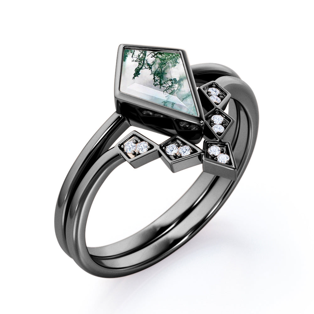 Bezel Chevron 1.1 carat Kite shaped Moss Green Agate and diamond anniversary ring in White gold-engagement ring