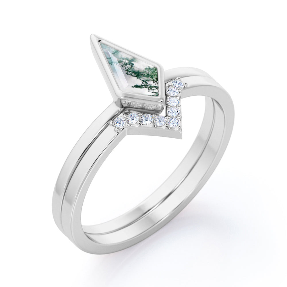 Contoured Bezel 1.15 carat Kite shaped Moss Green Agate and diamond antique Bridal set for women in Black gold