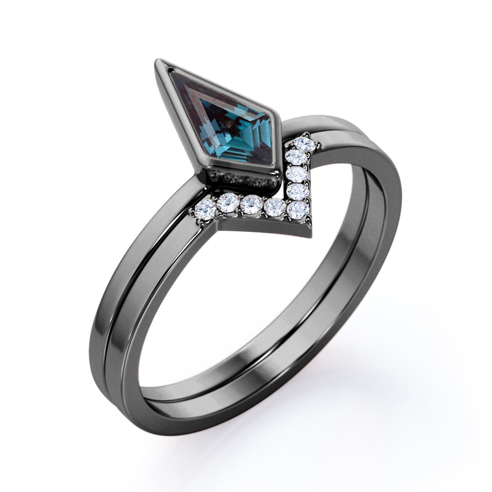 Matching Chevron Bezel 1.15 carat Kite shaped Synthetic Alexandrite and diamond solitaire wedding ring set in White gold