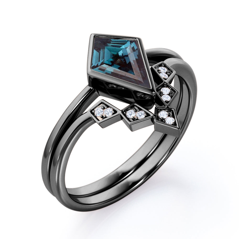 Bezel Tiara 1.15 carat Kite shaped Alexandrite and diamond Bridal ring set for her in White gold