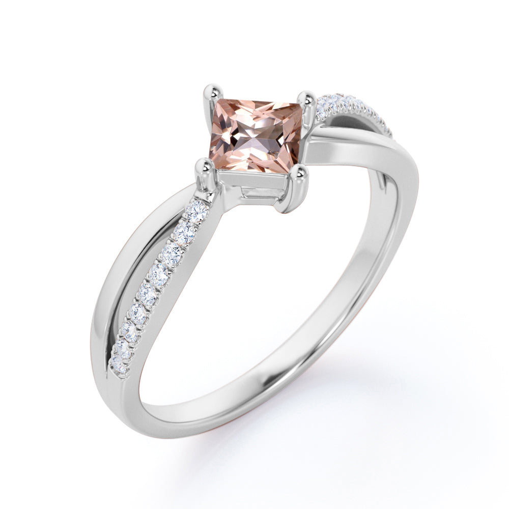 Exquisite 1.25 carat Princess cut Morganite and diamond - compass prong setting - Split Shank engagement ring for women