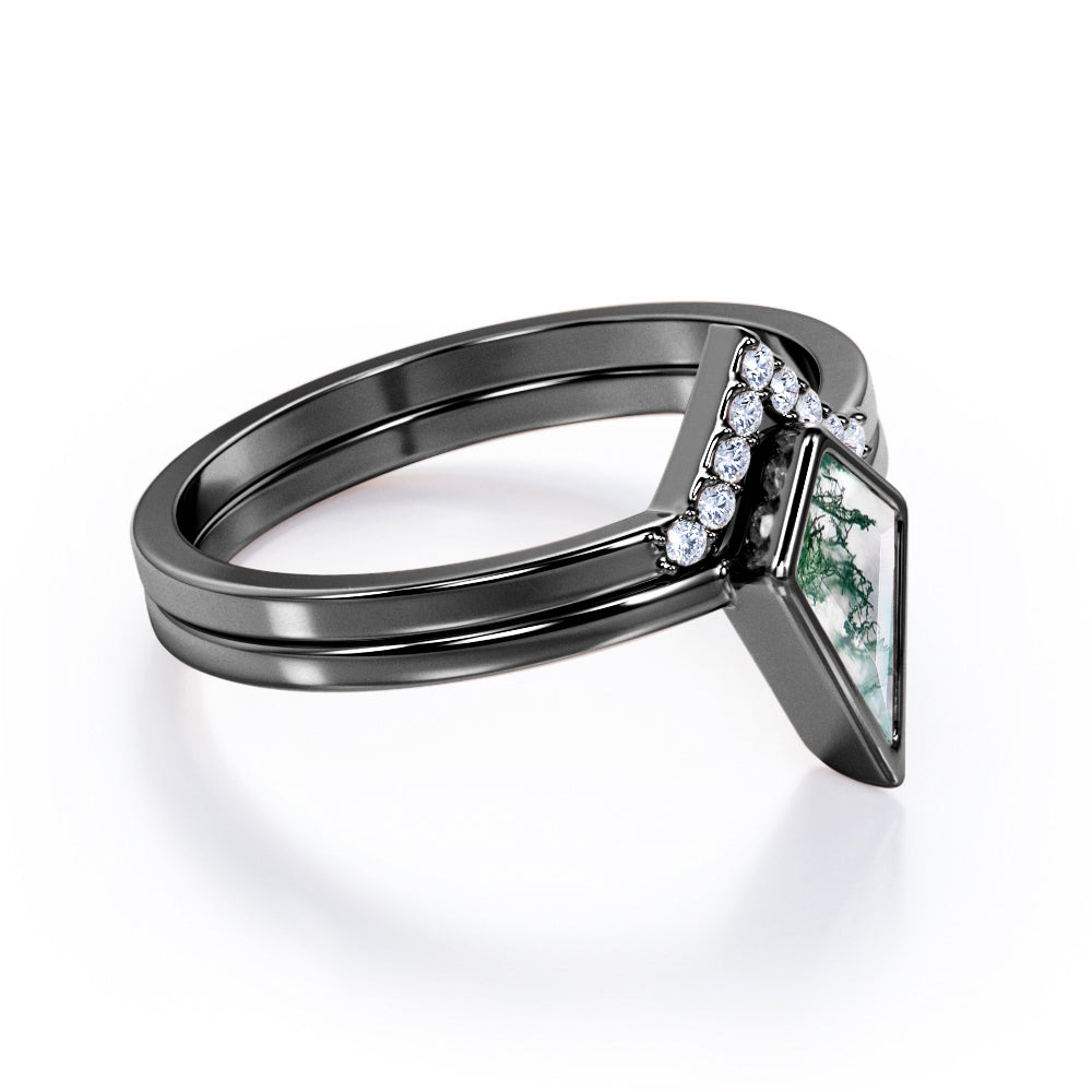 Contoured Bezel 1.15 carat Kite shaped Moss Green Agate and diamond antique Bridal set for women in Black gold
