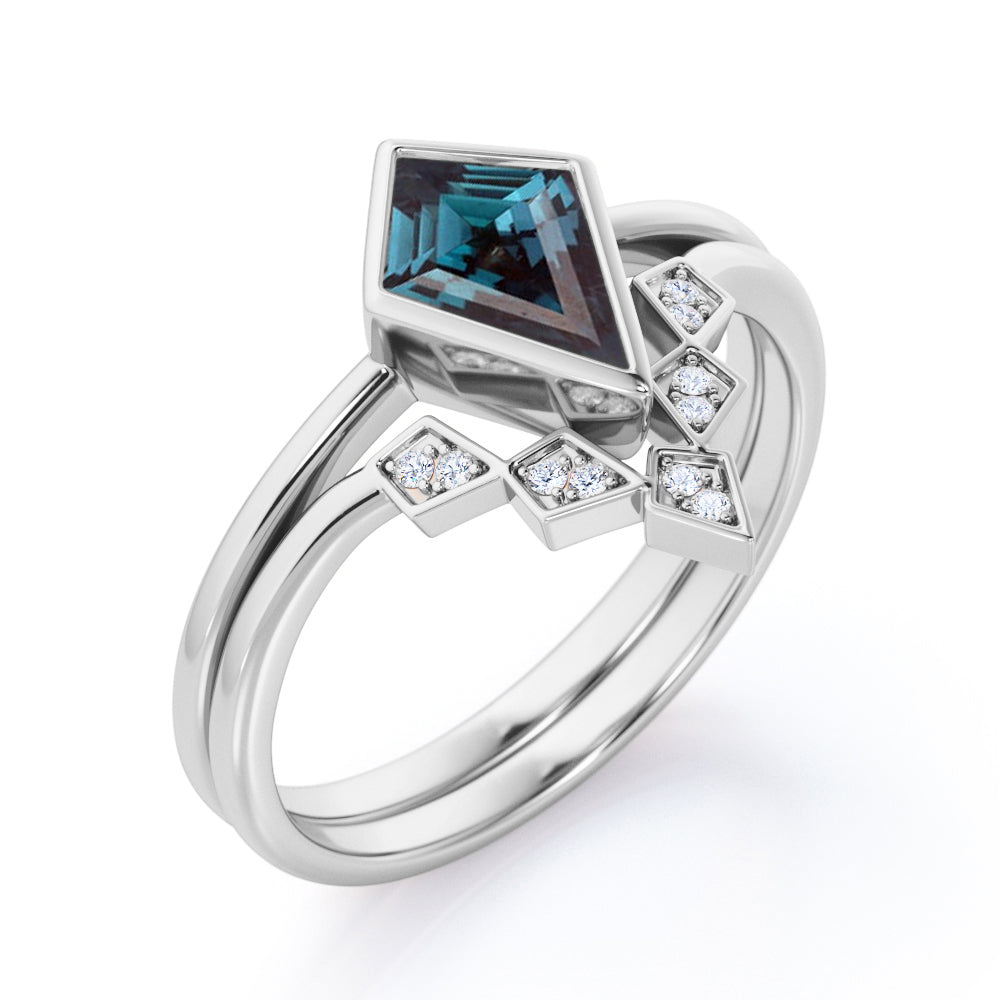 Bezel Tiara 1.15 carat Kite shaped Alexandrite and diamond Bridal ring set for her in White gold