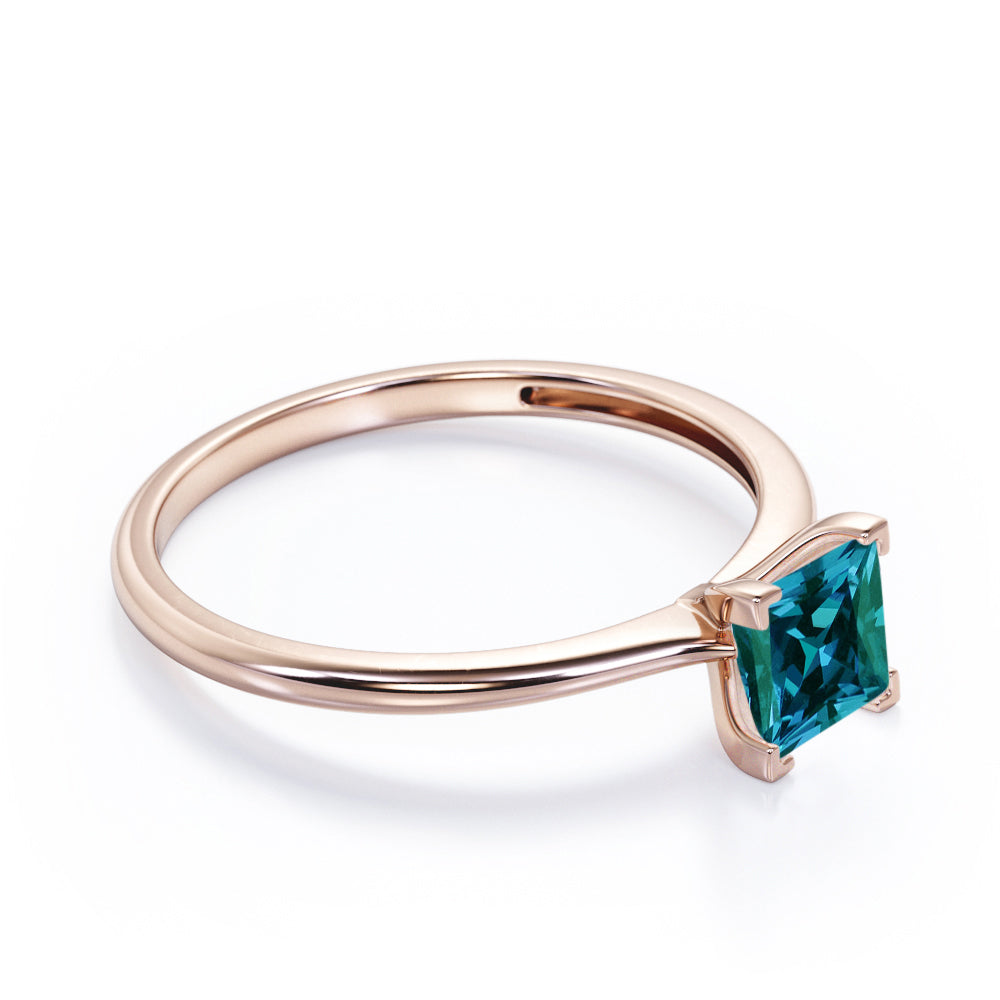 Classic Solitaire 1 carat Princess cut Synthetic Alexandrite tapered shank engagement ring in Rose gold