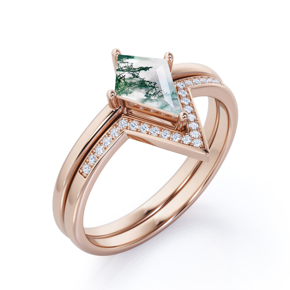Solitaire Chevron 1.25 carat Kite shaped Moss Green Agate and diamond wedding ring set in Rose gold