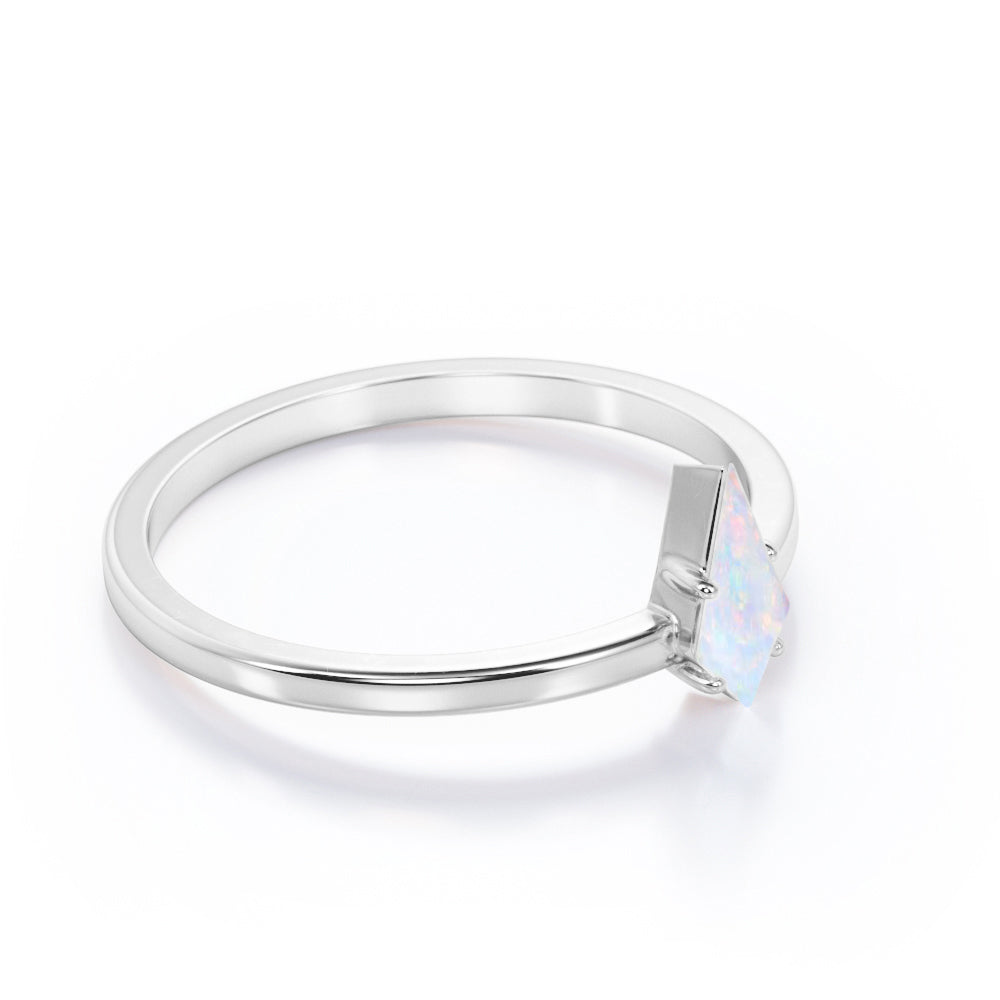 Exquisite Solitaire 1 carat Kite cut Ethiopian Opal and diamond 4 prong setting wedding ring set for her in White gold
