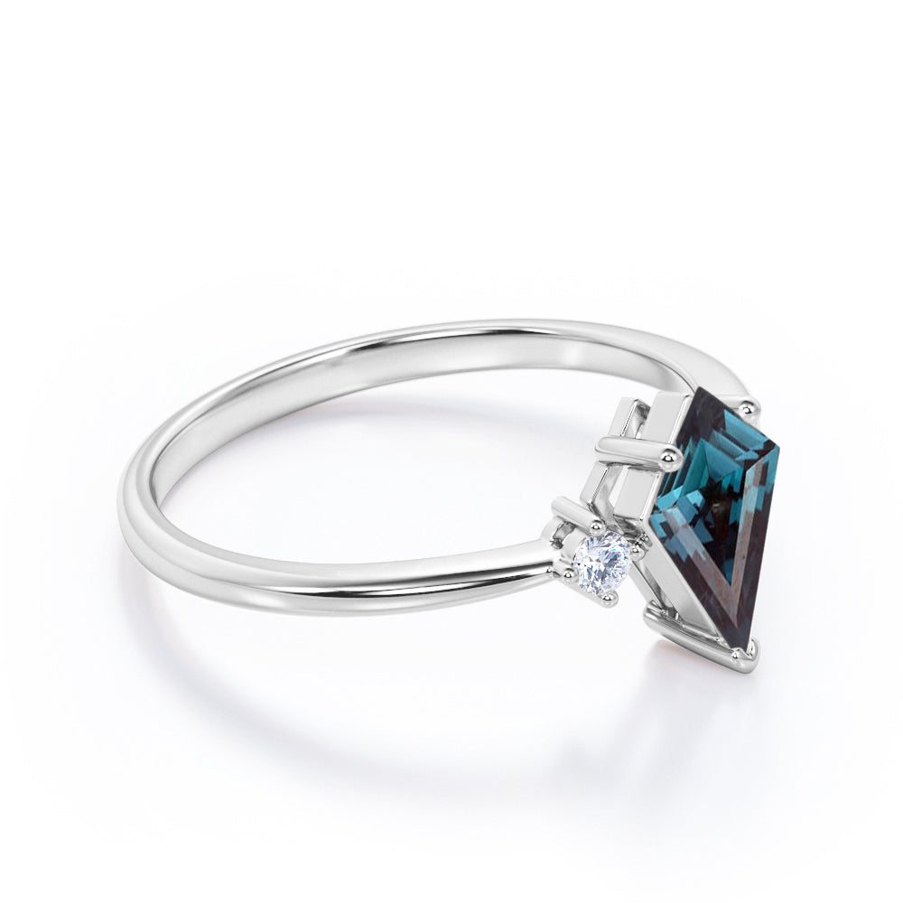 Triple stone 1 carat Kite shaped Alexandrite and diamond classic art deco engagement ring in Rose gold
