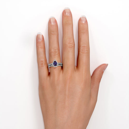 Art Nouveau 1.65 carat Pear cut lab created Alexandrite and diamond Milgrain Edge and infinity wedding ring set for women
