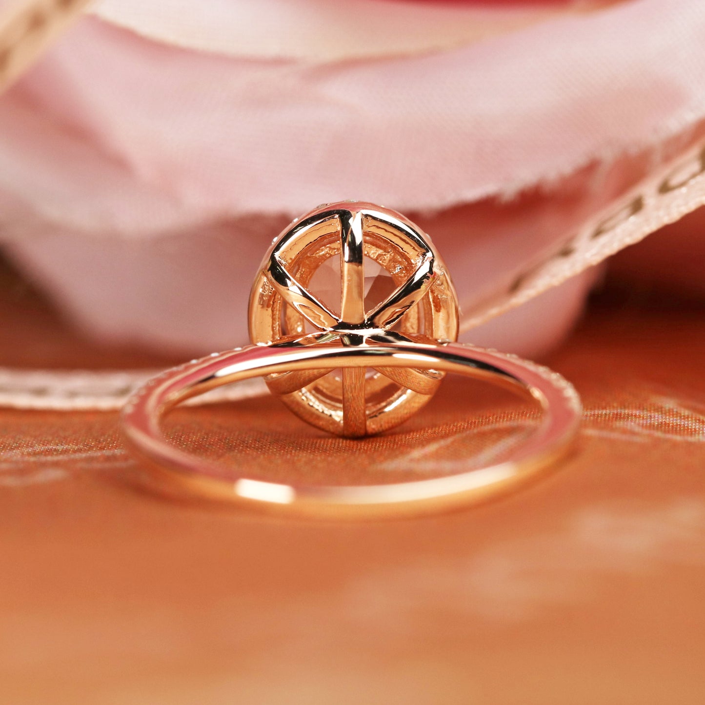 Sale Popular 1.5 carat peach pink Morganite with Diamond Halo Wedding Engagement Ring for Women