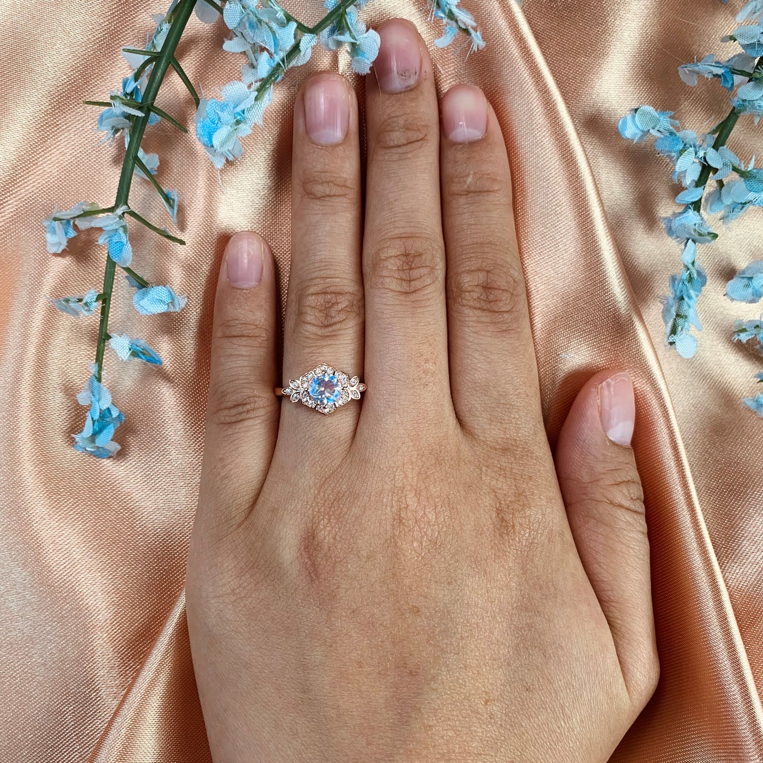 Pear shaped moonstone ring vintage five stone East To West unique enga –  WILLWORK JEWELRY