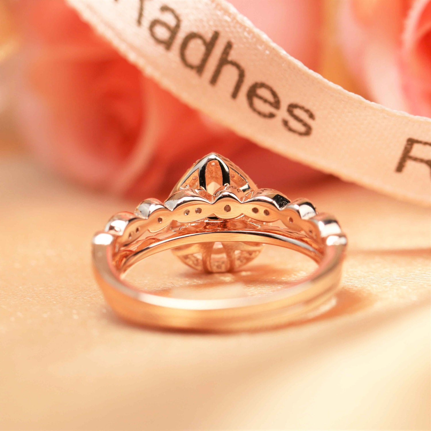 Glittering Queen Taaj Shape Finger Ring for Women