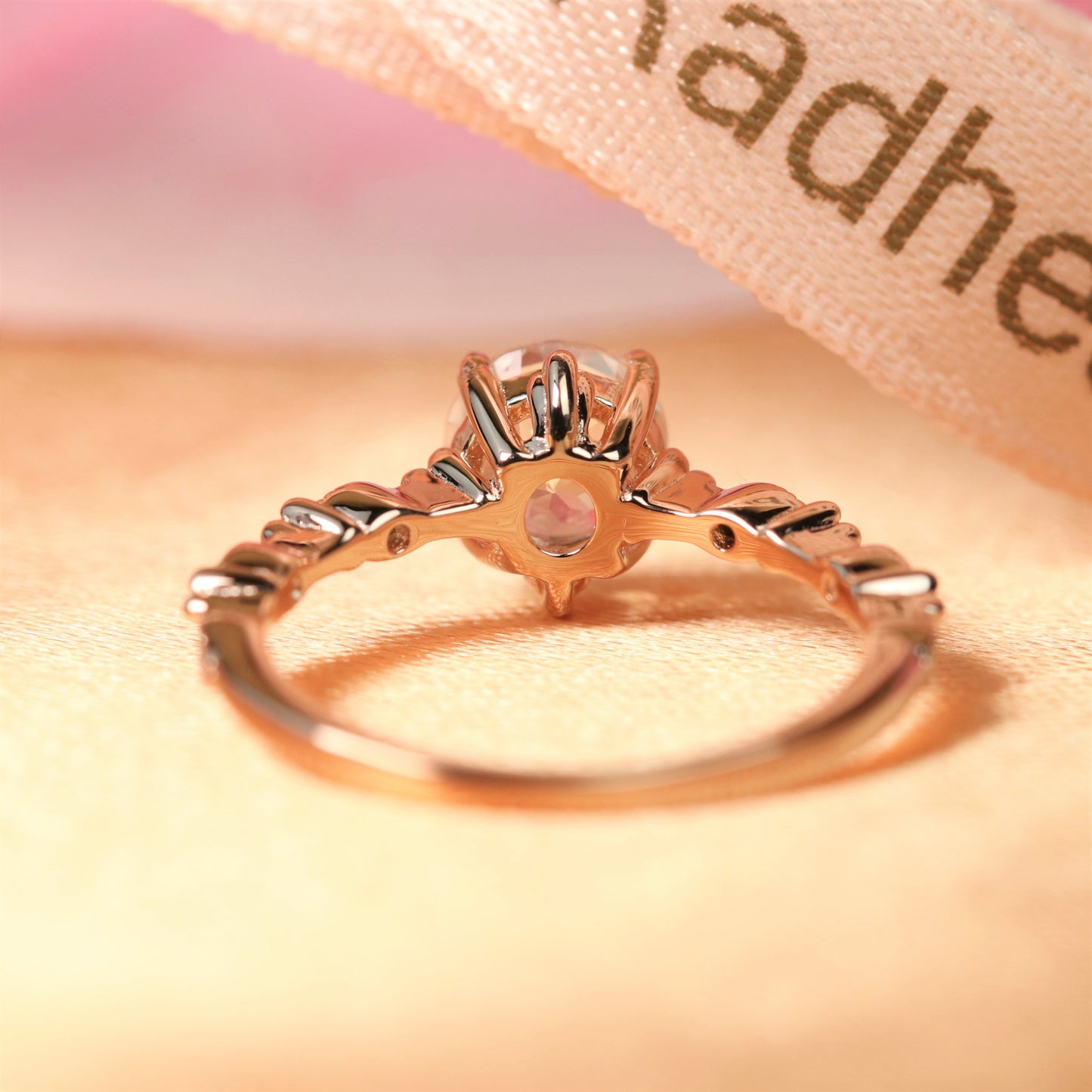 1.15 carat Round Moonstone Vintage Engagement Ring in Rose Gold