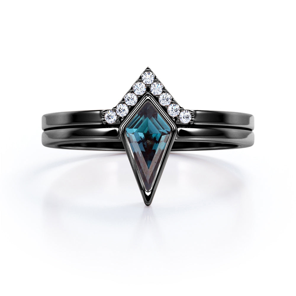 Matching Chevron Bezel 1.15 carat Kite shaped Synthetic Alexandrite and diamond solitaire wedding ring set in White gold