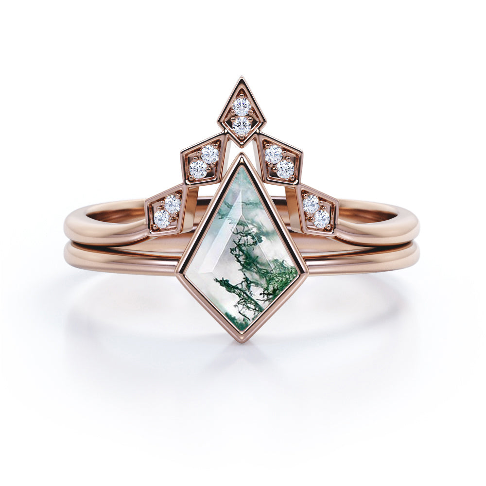 Bezel Chevron 1.1 carat Kite shaped Moss Green Agate and diamond anniversary ring in White gold-engagement ring