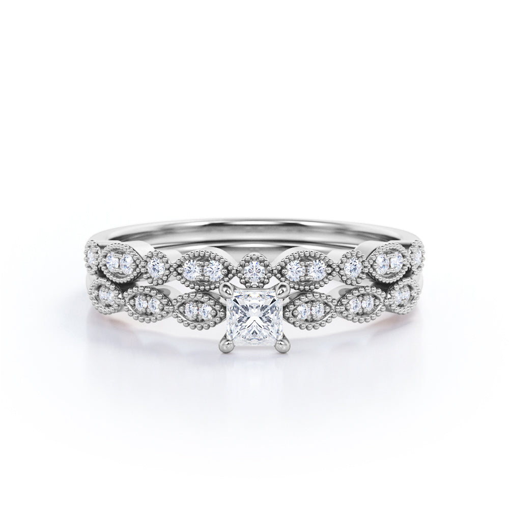 Exquisite vintage 0.5 carat Princess cut diamond scalloped milgrain wedding ring set for women in gold