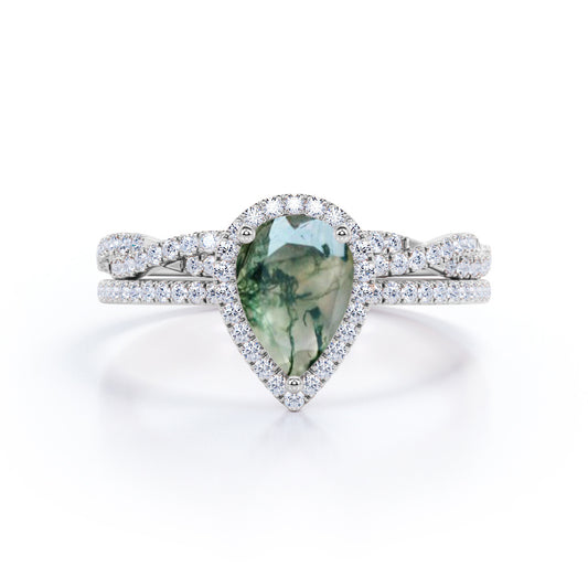Exquisite Artdeco 1.75 carat Pear cut Moss Green Agate and diamond Half-infinity Bridal set in gold