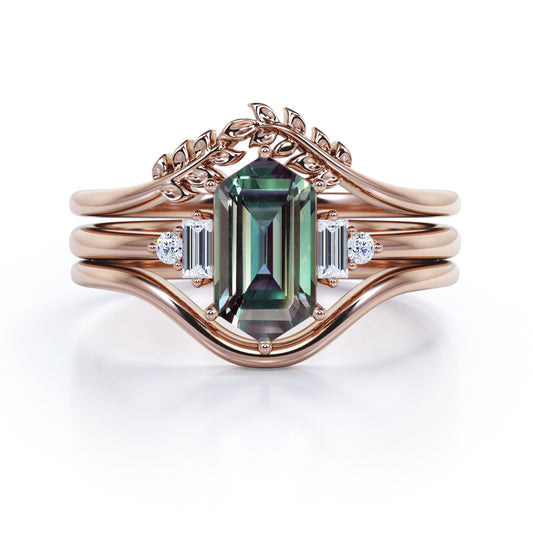 Vintage Double Chevron 1.1 carat Hexagon shaped Alexandrite and diamond trio wedding ring set in Rose gold