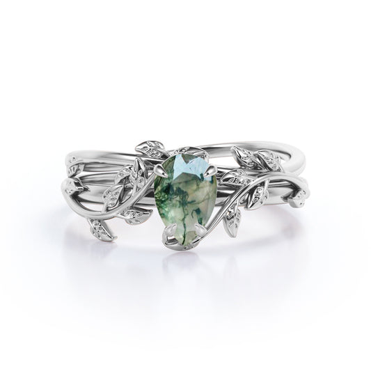 Floral Solitaire 1 carat pear cut Moss green Agate and diamond - 4 Prong set - Wedding Bridal set for her in gold